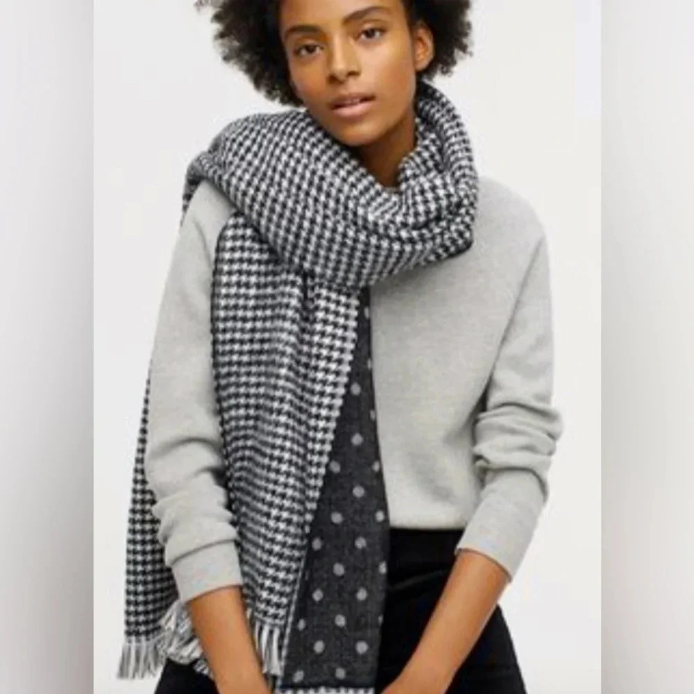 NWOT J.Crew Double Sided Houndstooth/Polka Dot Scarf